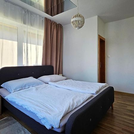Penzion Toliar Hotel Stará Lesná Buitenkant foto